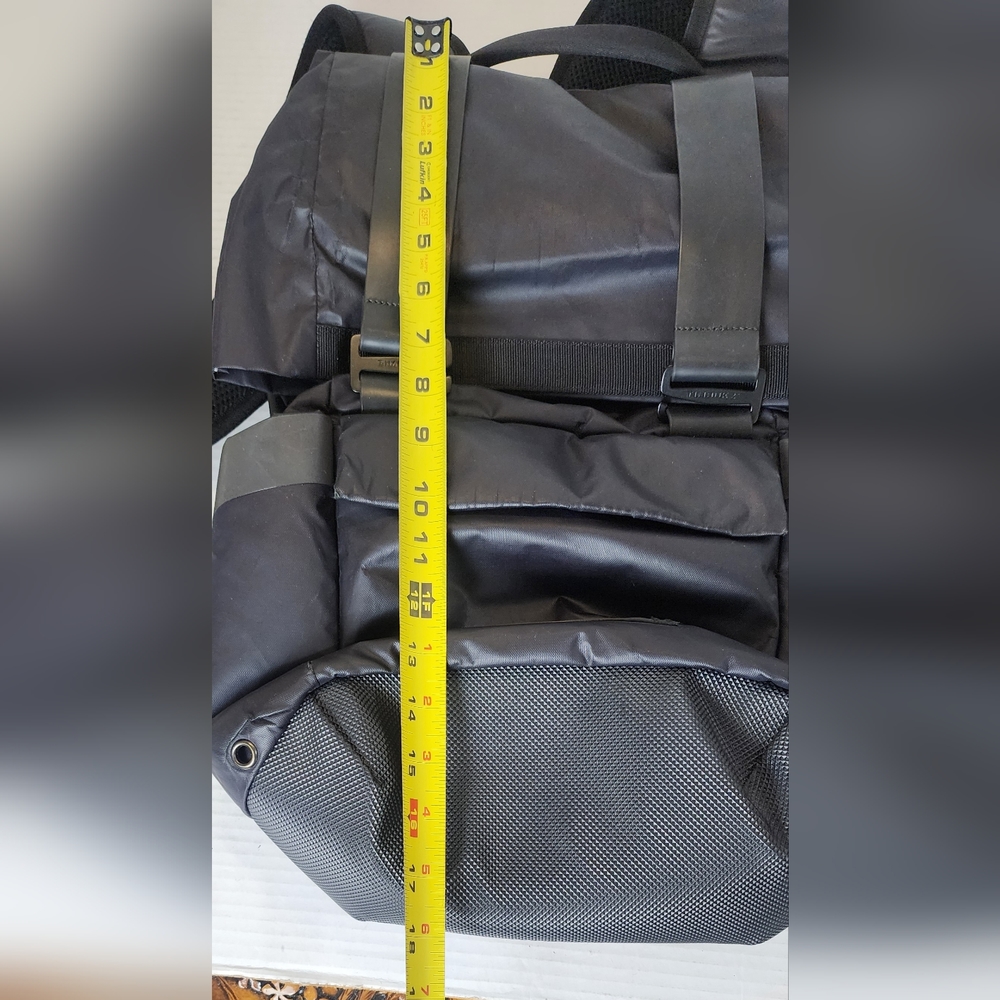 Timbuk2 Grid Pack Backpack Unisex Black Hiking Outdoors EUC in excellent condit - Picture 13 of 13